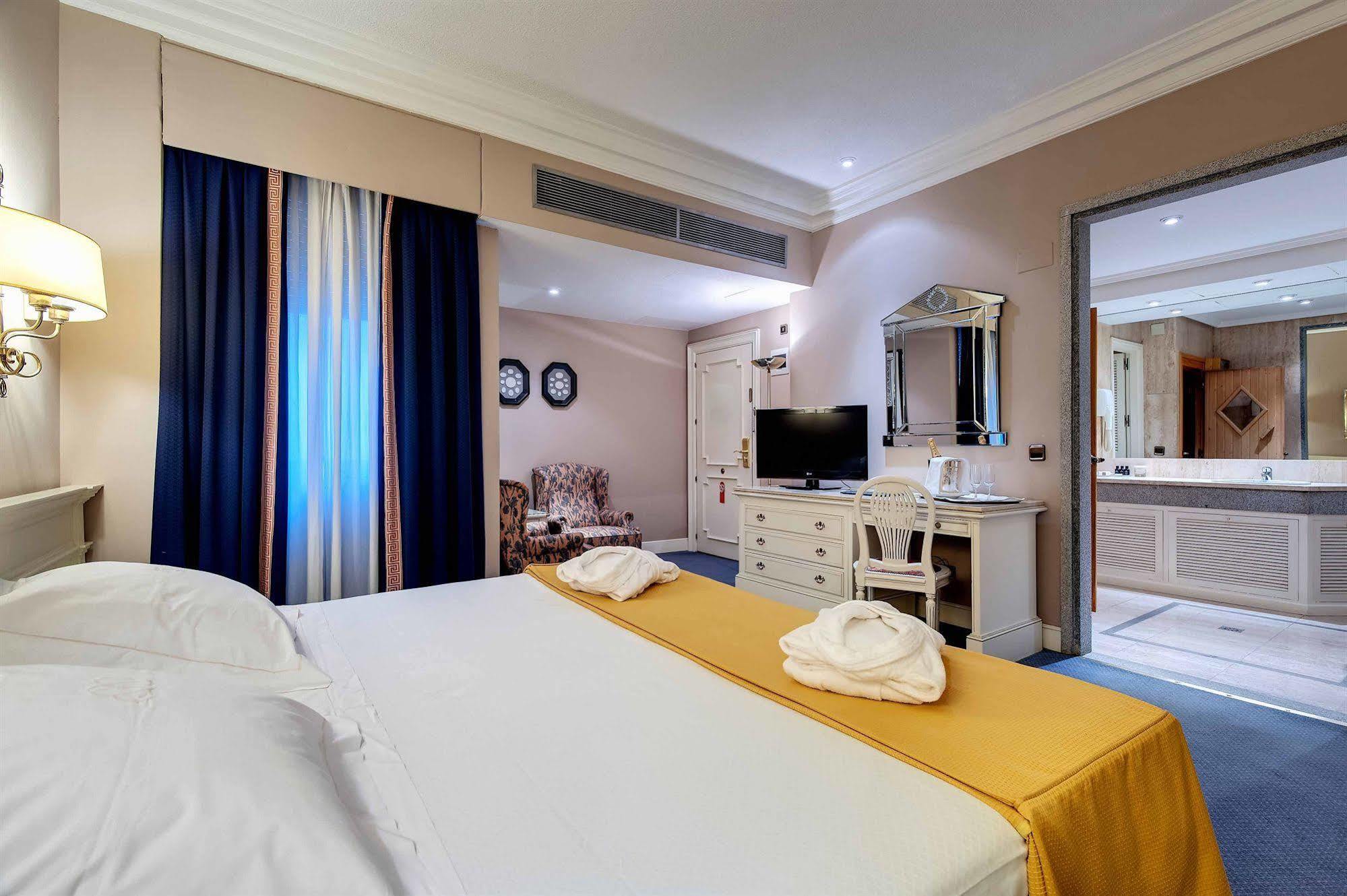 Business Double Room